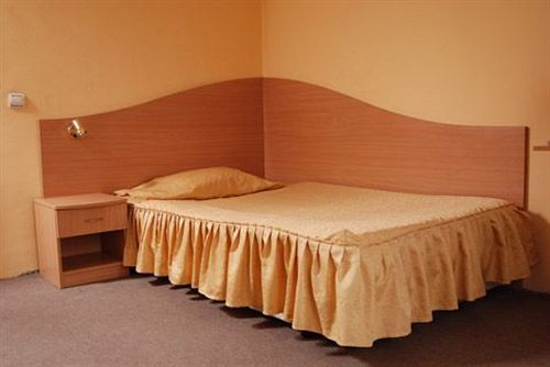 פזרג'יק Elbrus Hotel מראה חיצוני תמונה