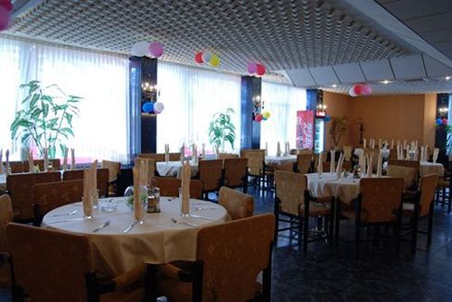 פזרג'יק Elbrus Hotel מראה חיצוני תמונה